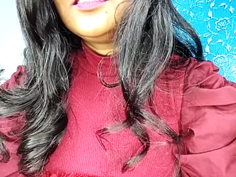 Snapshot of Muktha chatting on 02/12/26, 03:12 Muktha online show from 02/12/26, 03:12