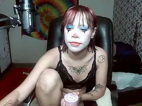 Liv Alt online show from 04/01/26, 06:05