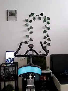 jesicardiente27 online show from 11/03/25, 04:19