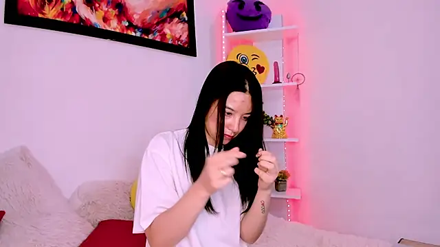 Manuelaa mejiia online show from 03/17/25, 02:01