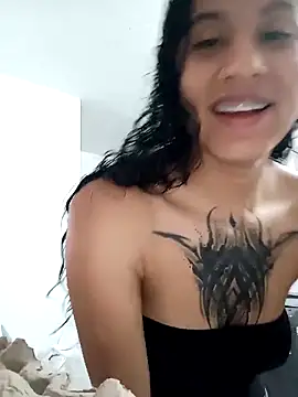 Karii-R online show from 04/15/26, 02:35