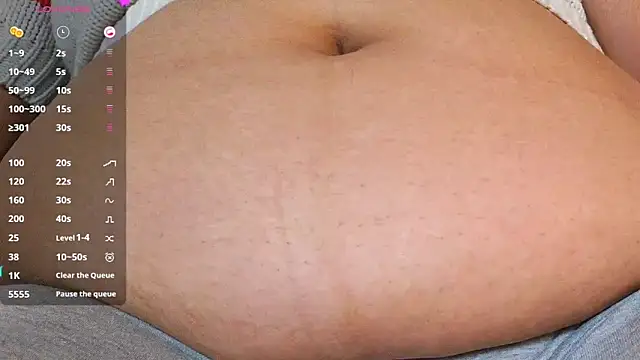 Snapshot of virtual_charm chatting on 03/19/26, 12:31 virtual charm online show from 03/19/26, 12:31