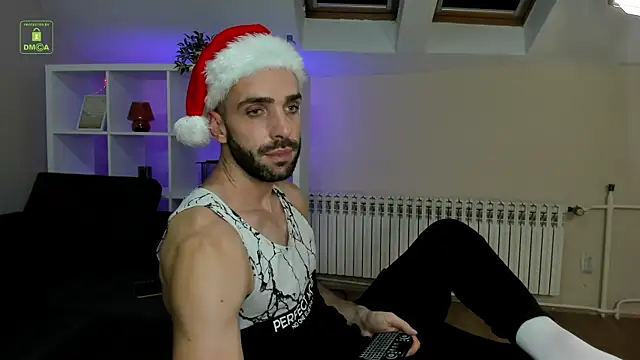 Snapshot of SILAS_EVANS chatting on 12/20/24, 04:04 SILAS EVANS online show from 12/20/24, 04:04