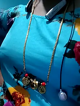 gunjan22 online show from 12/21/24, 03:42