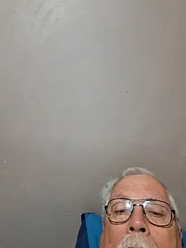 Snapshot of NawtyB1965 chatting on 06/29/26, 04:08 NawtyB1965 online show from 06/29/26, 04:08