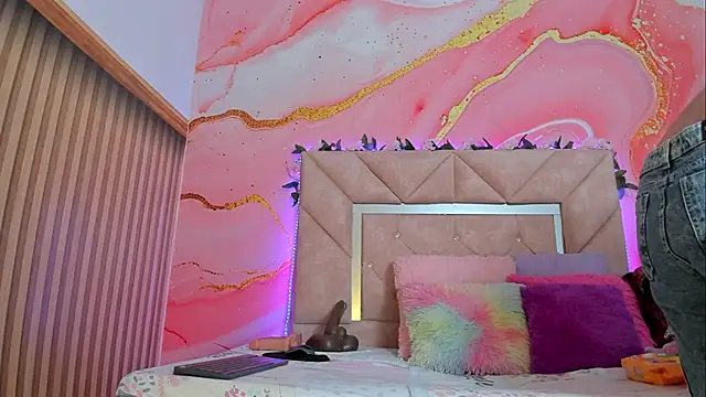 Taylor  cooper online show from 09/08/25, 06:29