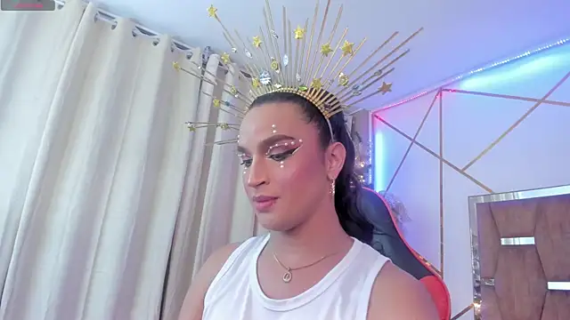 Snapshot of KylieVictoria chatting on 12/15/24, 04:51 KylieVictoria online show from 12/15/24, 04:51