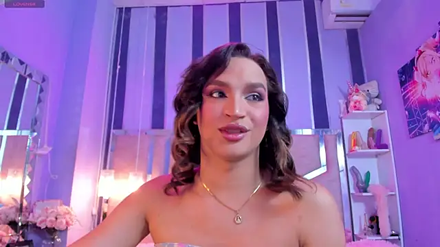 Snapshot of KylieVictoria chatting on 01/13/25, 04:28 KylieVictoria online show from 01/13/25, 04:28