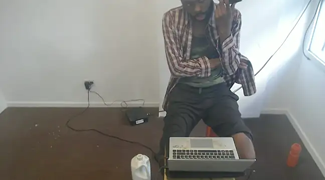 Snapshot of Mastertopdome chatting on 01/16/25, 06:48 Mastertopdome online show from 01/16/25, 06:48