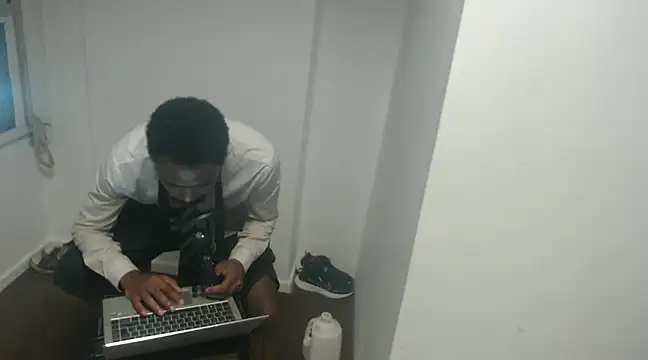 Snapshot of Mastertopdome chatting on 01/16/25, 11:27 Mastertopdome online show from 01/16/25, 11:27