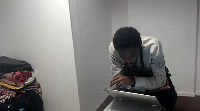 Snapshot of Mastertopdome chatting on 01/22/25, 11:10 Mastertopdome online show from 01/22/25, 11:10