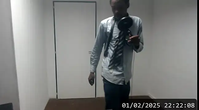 Snapshot of Mastertopdome chatting on 02/02/25, 01:23 Mastertopdome online show from 02/02/25, 01:23