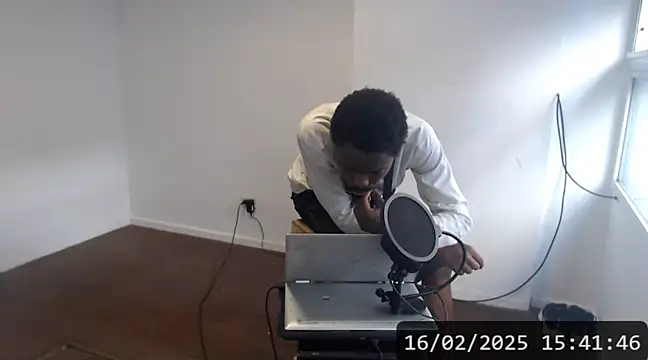 Snapshot of Mastertopdome chatting on 02/16/25, 06:43 Mastertopdome online show from 02/16/25, 06:43