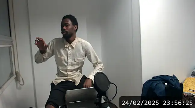 Snapshot of Mastertopdome chatting on 02/25/25, 02:58 Mastertopdome online show from 02/25/25, 02:58