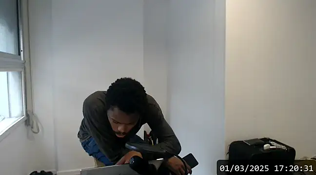 Snapshot of Mastertopdome chatting on 03/01/25, 08:21 Mastertopdome online show from 03/01/25, 08:21