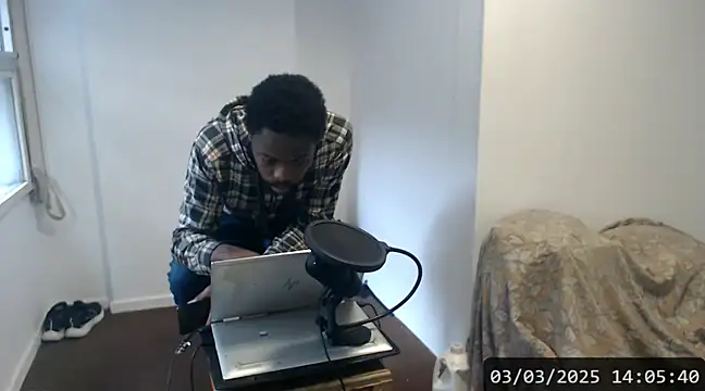 Snapshot of Mastertopdome chatting on 03/03/25, 05:07 Mastertopdome online show from 03/03/25, 05:07