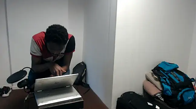 Snapshot of Mastertopdome chatting on 03/14/25, 10:05 Mastertopdome online show from 03/14/25, 10:05