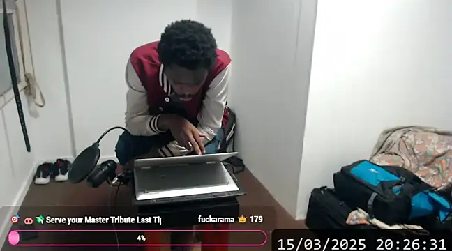 Snapshot of Mastertopdome chatting on 03/15/25, 11:28 Mastertopdome online show from 03/15/25, 11:28