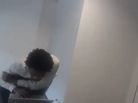 Snapshot of Mastertopdome chatting on 10/03/25, 01:52 Mastertopdome online show from 10/03/25, 01:52