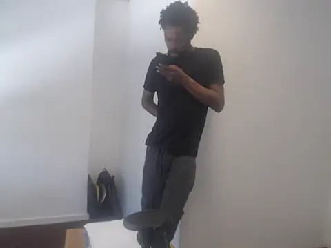 Snapshot of Mastertopdome chatting on 10/04/25, 03:54 Mastertopdome online show from 10/04/25, 03:54