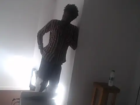 Snapshot of Mastertopdome chatting on 10/07/25, 11:18 Mastertopdome online show from 10/07/25, 11:18