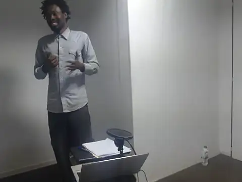 Snapshot of Mastertopdome chatting on 11/20/25, 02:34 Mastertopdome online show from 11/20/25, 02:34