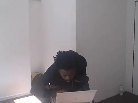 Snapshot of Mastertopdome chatting on 11/22/25, 12:04 Mastertopdome online show from 11/22/25, 12:04