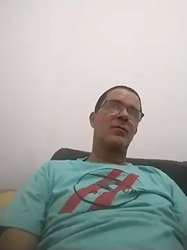 Snapshot of barboza991 chatting on 02/28/25, 03:04 barboza991 online show from 02/28/25, 03:04