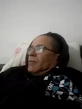 Snapshot of barboza991 chatting on 10/10/25, 02:21 barboza991 online show from 10/10/25, 02:21