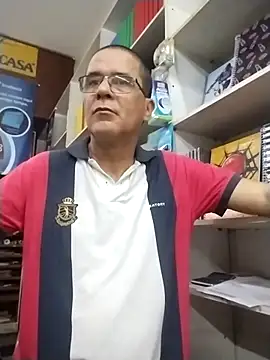 Snapshot of barboza991 chatting on 10/13/25, 01:22 barboza991 online show from 10/13/25, 01:22