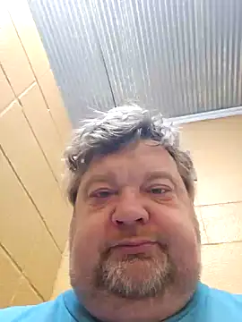 Snapshot of alienbunny chatting on 01/06/25, 03:40 alienbunny online show from 01/06/25, 03:40