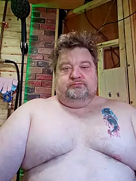 Snapshot of alienbunny chatting on 01/08/25, 06:41 alienbunny online show from 01/08/25, 06:41