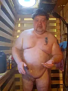 Snapshot of alienbunny chatting on 02/28/25, 05:48 alienbunny online show from 02/28/25, 05:48