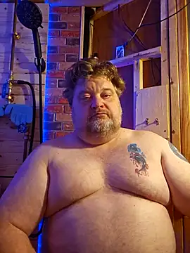 Snapshot of alienbunny chatting on 03/10/25, 03:45 alienbunny online show from 03/10/25, 03:45