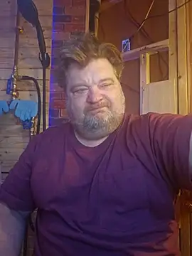 Snapshot of alienbunny chatting on 03/11/25, 05:02 alienbunny online show from 03/11/25, 05:02