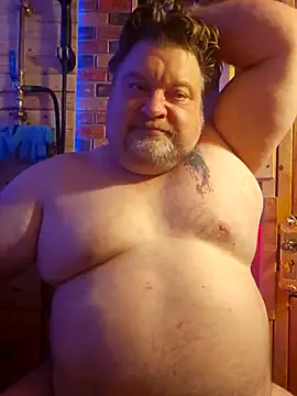 Snapshot of alienbunny chatting on 10/11/25, 04:12 alienbunny online show from 10/11/25, 04:12