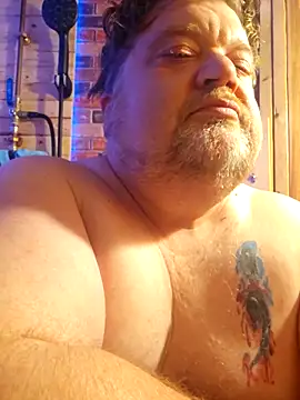 Snapshot of alienbunny chatting on 10/12/25, 03:27 alienbunny online show from 10/12/25, 03:27