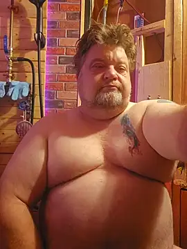 Snapshot of alienbunny chatting on 11/06/25, 04:13 alienbunny online show from 11/06/25, 04:13