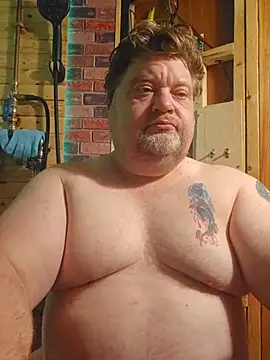 Snapshot of alienbunny chatting on 11/14/25, 04:44 alienbunny online show from 11/14/25, 04:44