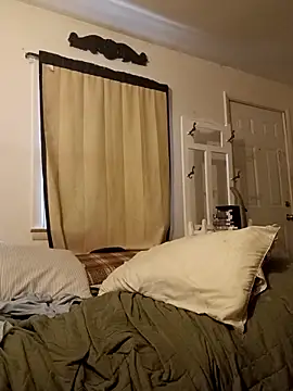 Snapshot of Cooperstone chatting on 03/17/25, 07:37 Cooperstone online show from 03/17/25, 07:37