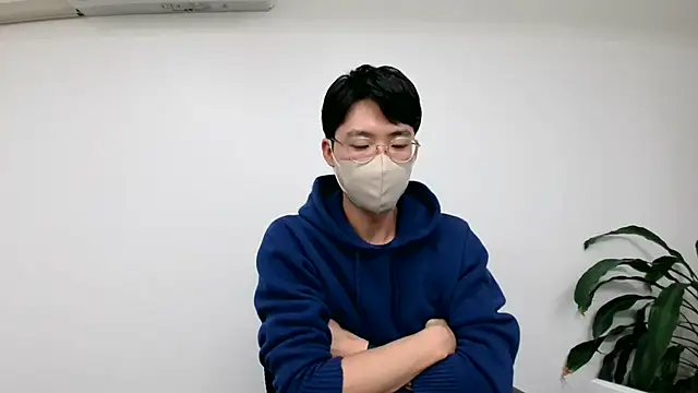 Snapshot of TakuryuJPN chatting on 12/04/24, 09:46 TakuryuJPN online show from 12/04/24, 09:46