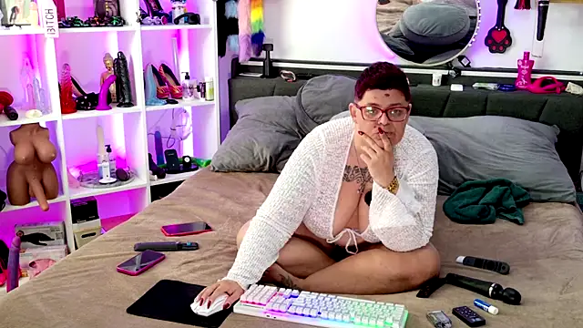 Snapshot of SunshineLexi chatting on 02/13/26, 10:00 SunshineLexi online show from 02/13/26, 10:00