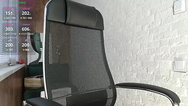 Snapshot of BB_Web chatting on 01/22/25, 03:31 BB Web online show from 01/22/25, 03:31