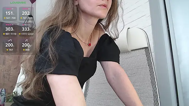 Snapshot of BB_Web chatting on 09/12/25, 06:46 BB Web online show from 09/12/25, 06:46