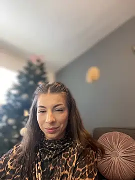 Mia Ethan online show from 12/13/24, 10:19