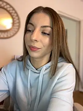 Mia Ethan online show from 11/01/25, 11:23