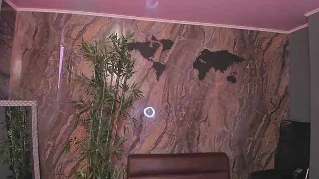 Alahia Dangelo online show from 04/07/26, 05:24