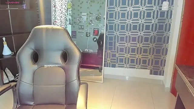  maria foxx  online show from 11/22/25, 07:02