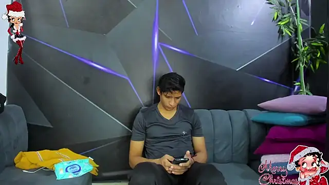 playsgirlhot online show from 11/04/25, 11:15