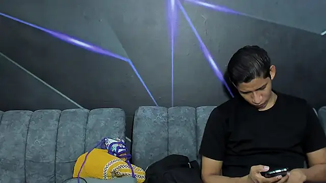 playsgirlhot online show from 04/11/26, 11:09